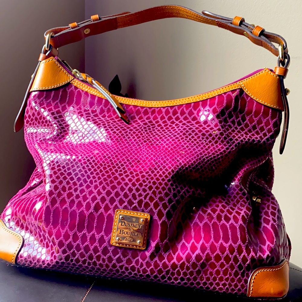 Dooney & Bourke “Erica” snake embossed w/accessory